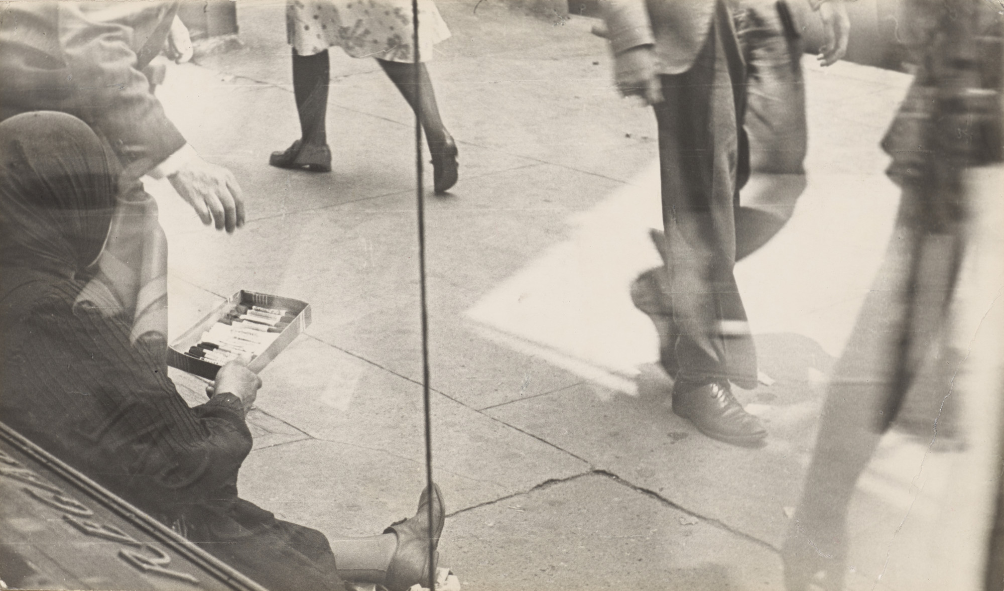 Louis Faurer. Market Street, Philadelphia. 1939-40