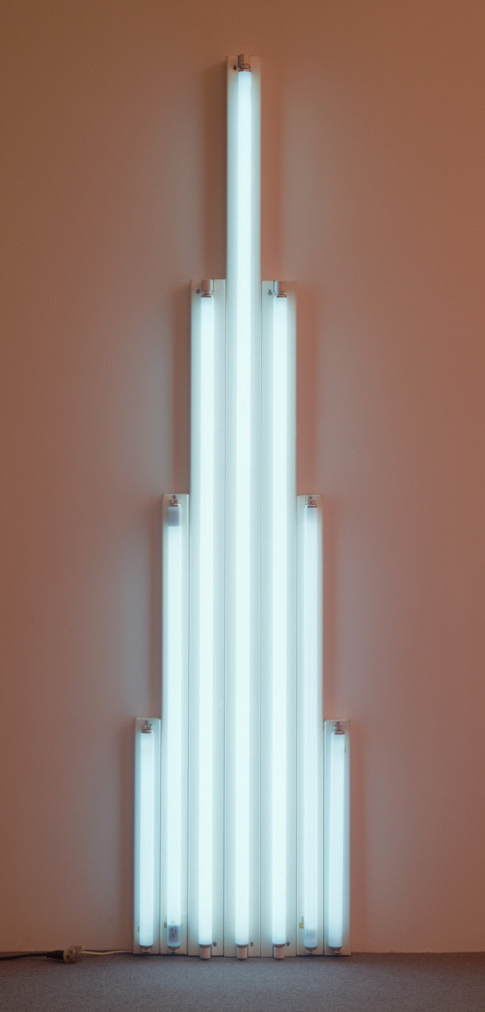 Dan Flavin. "monument" 1 for V. Tatlin. 1964