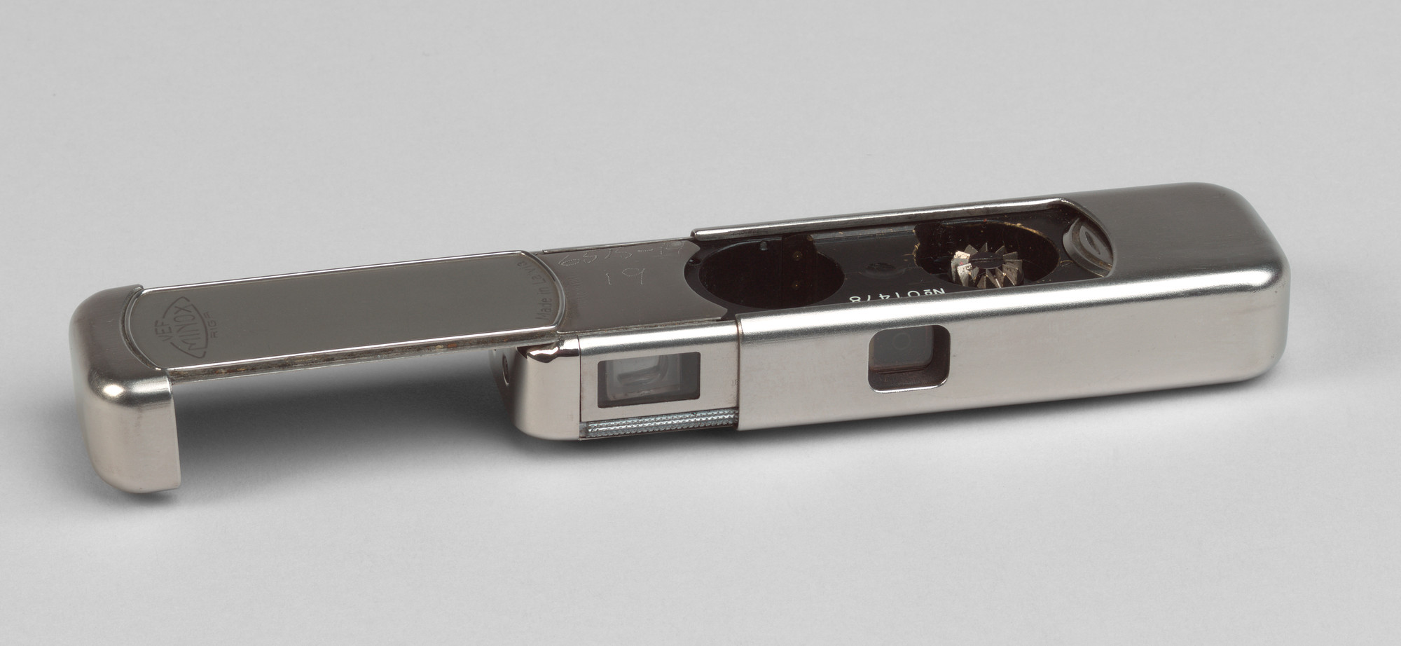 Walter Zapp. Minox VEF Riga Camera. 1936