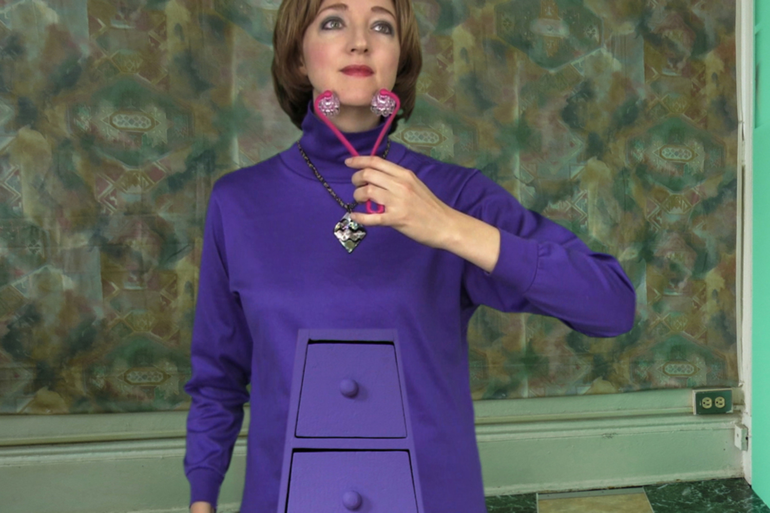 Shana Moulton. The Undiscovered Drawer. 2013. Video (color, sound). 9:19 min. Courtesy the artist