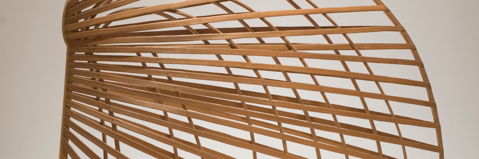 Martin Puryear. Bower. 1980. Sitka spruce and pine, 64″ × 7′ 10 3/4″ × 26 5/8″ (162.6 × 240.7 × 67.6 cm). Smithsonian American Art Museum, Washington D.C. Museum purchase made possible through the Luisita L. and Franz H. Denghausen Endowment, Alexander Calder, Frank Wilbert Stokes, and the Ford Motor Company. Photograph by Richard Barnes. © 2007 Martin Puryear