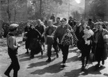 Jariskatsis mama (Father of a Soldier). 1964. USSR. Directed by Rezo Chkeidze. Courtesy of UC Berkeley Art Museum and Pacific Film Archive