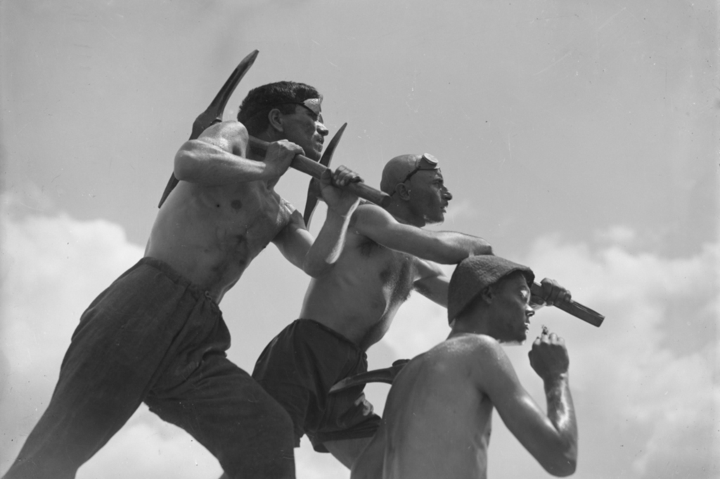Jim Shvante (Salt for Svanetia). 1930. USSR. Directed by Mikhail Kalatozov. Courtesy of the National Archives of Georgia