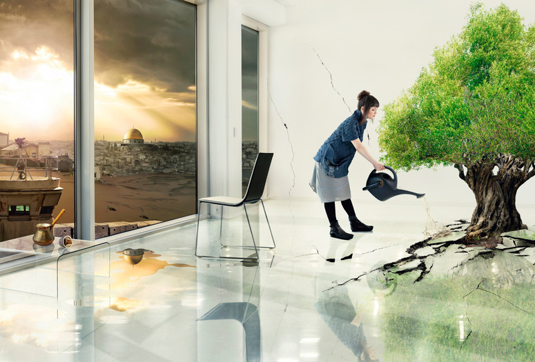 Nation Estate. 2013. Palestine/Denmark. Directed by Larissa Sansour