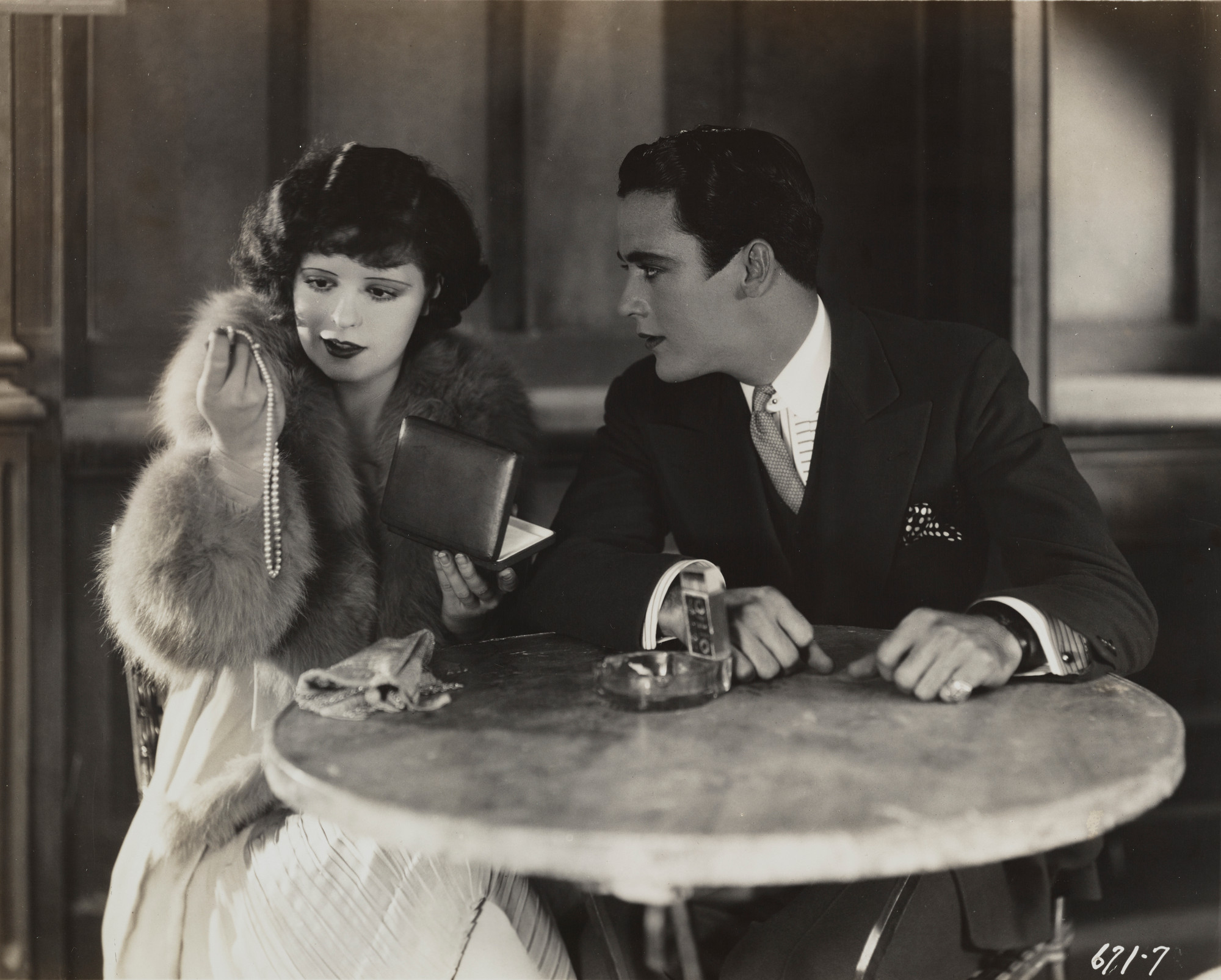 Get Your Man, 1927 - Public Domain Movies, image size:2000x1605