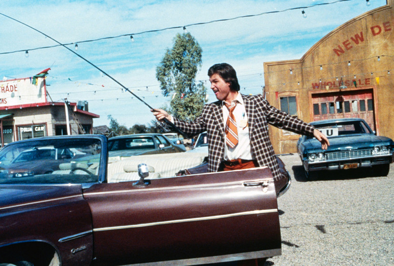 Used Cars. 1978. USA. Directed by Robert Zemeckis. Courtesy of Photofest