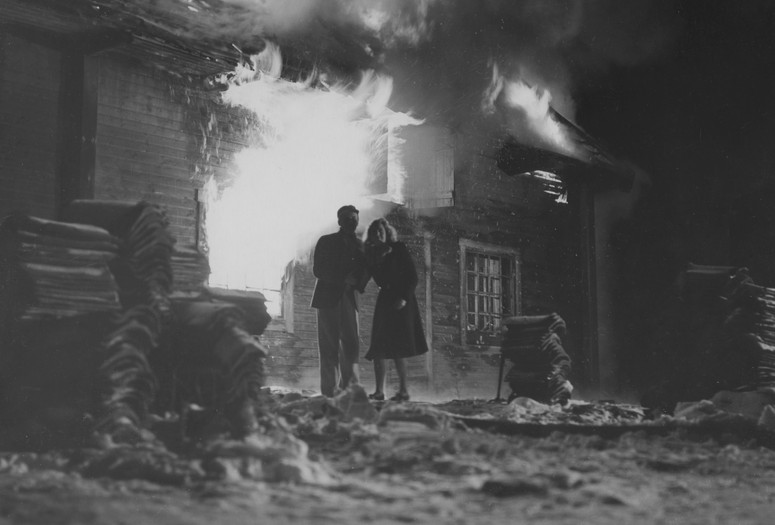 Flames in the Dark. 1941. Sweden. Directed by Hasse Ekman. Courtesy Swedish Film Institute
