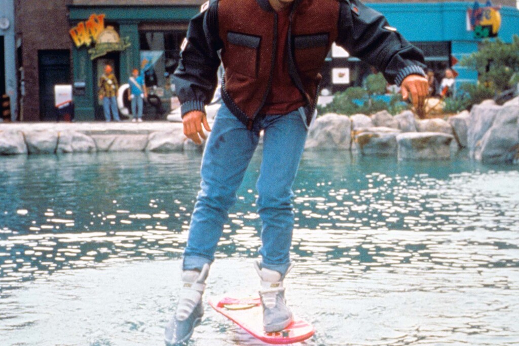 Back to the Future Part II. 1989. USA. Directed by Robert Zemeckis. Courtesy of Photofest