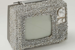 Nam June Paik and Otto Piene. Untitled. 1968. Manipulated television set and plastic pearls, 9 × 13 × 10″ (22.9 × 33 × 25.4 cm). Gift of The Junior Associates of The Museum of Modern Art, New York, The Greenwich Collection Ltd. Fund, and gift of Margot Ernst. © 2003 The Museum of Modern Art. Photo: Thomas Griesel