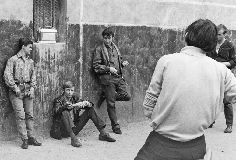 Jahrgang 45 (Born in '45). 1966. East Germany. Directed by Jürgen Böttcher. © DEFA-Stiftung/Roland Gräf