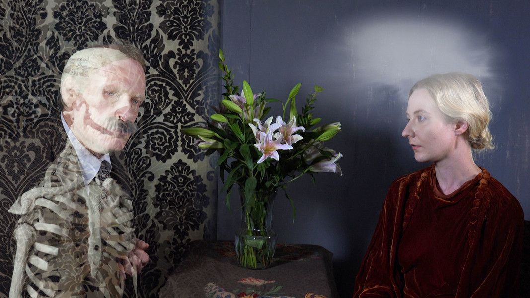 Tony Oursler. Still from Imponderable. 2015–16. 5-D multimedia installation (color, sound). 90 min. Courtesy the artist. © 2016 Tony Oursler