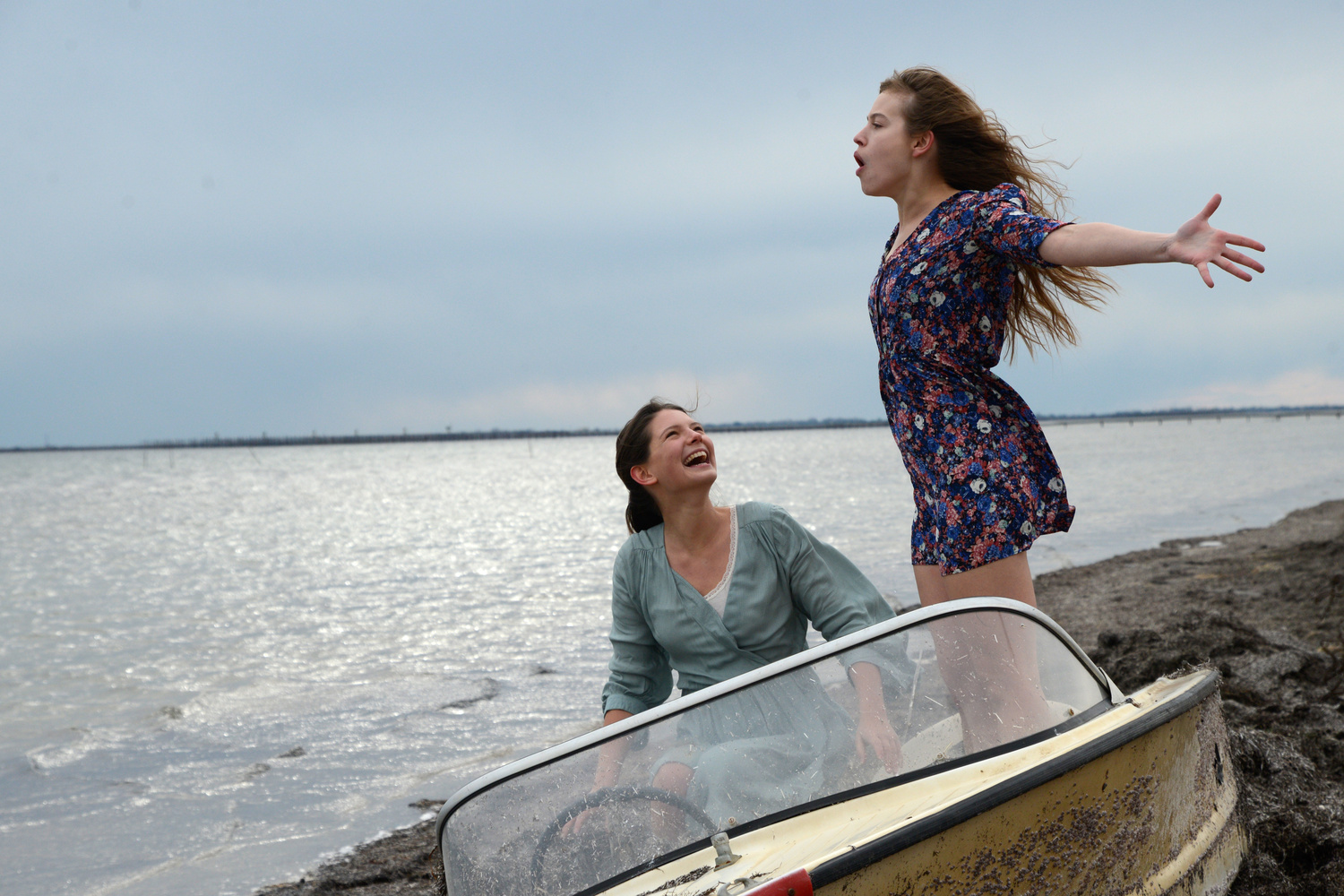 Respire (Breathe). 2014. France. Directed by Mélanie Laurent. Courtesy of Collection Musée Gaumont