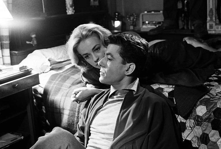 Le dos au mur (Back to the Wall). 1958. France. Directed by Edouard Molinaro. Courtesy of Collection Musée Gaumont