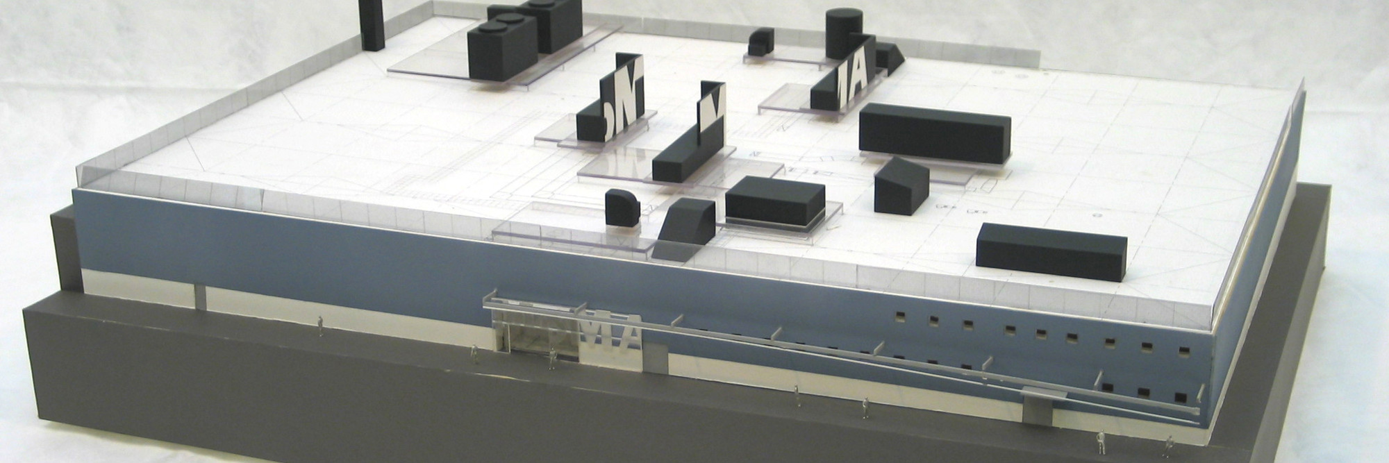 Michael Maltzan. MoMA QNS, Long Island City, New York. 1999–2002. Foamcore, board, wood, synthetic polymer paint, acrylic and printed paper, 10 1/2 × 39 7/8 × 29″ (26.7 × 101.3 × 73.7 cm). Gift of the architect. © 2016 Michael Maltzan