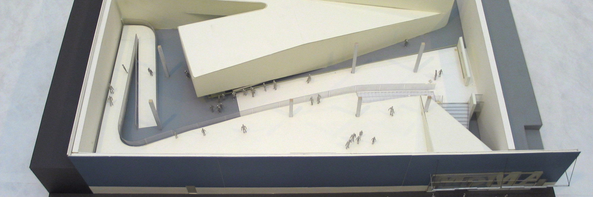 MoMA Builds | MoMA