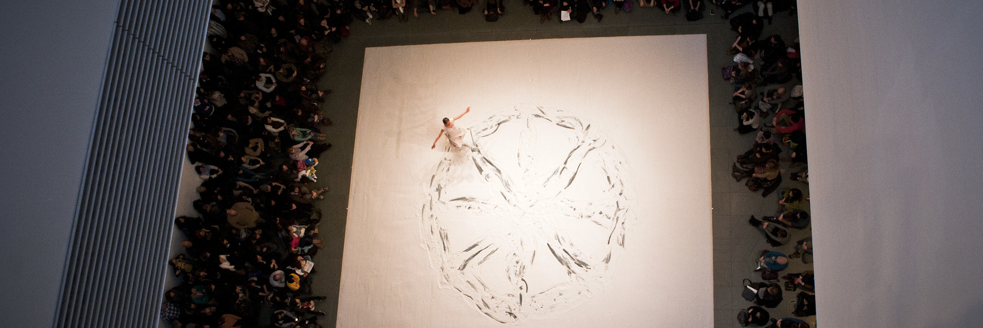 Anne Teresa De Keersmaeker. Violin Phase from Fase: Four Movements to the Music of Steve Reich. 1982. Concept, direction: De Mey. Choreography, performance: De Keersmaeker. Music: Steve Reich. Violin: George Alexander van Dam. Performed at The Museum of Modern Art, 2011. © 2011 Yi-Chun Wu / The Museum of Modern Art