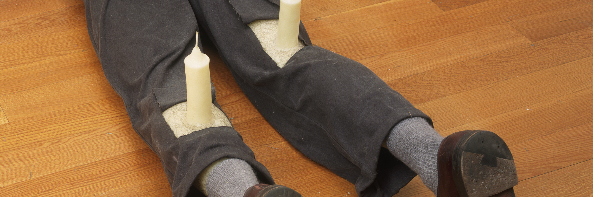 Robert Gober. Untitled. 1991. Wax, fabric, leather, human hair, and wood, 13 1/4 × 16 1/2 × 46 1/8″ (33.6 × 41.9 × 117.2 cm). Gift of Werner and Elaine Dannheisser. © 2003 Robert Gober