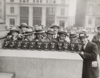 Times Wide World Photos. “Selection of Jury Delays Snyder Trial.” April 1927. Gelatin silver print, 7 3/4 × 10″ (19.7 × 25.4 cm). The New York Times Collection. © 2016 Times Wide World Photos
