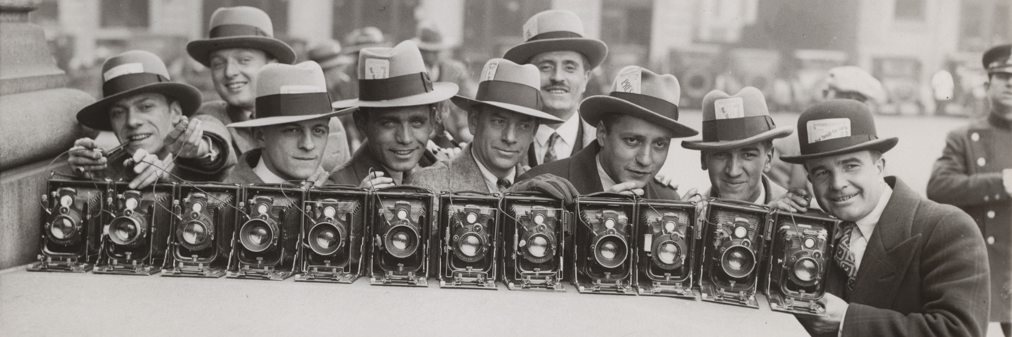 Times Wide World Photos. “Selection of Jury Delays Snyder Trial.” April 1927. Gelatin silver print, 7 3/4 × 10″ (19.7 × 25.4 cm). The New York Times Collection. © 2016 Times Wide World Photos