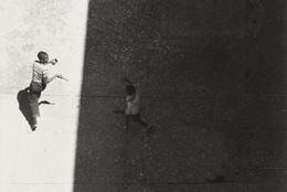 Roy DeCarava. Sun and Shade. 1952. Gelatin silver print, 13 9/16 × 9 3/16″ (34.4 × 23.3 cm). Gift of the photographer. © Estate of Roy De Carava