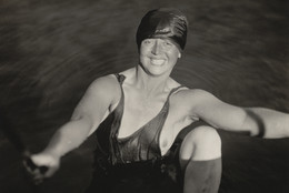 Alfred Stieglitz. Ellen Koeniger. 1916. Gelatin silver print, 3 9/16 × 4 5/8″ (9.1 × 11.7 cm). Alfred Stieglitz Collection. Gift of Georgia O’Keeffe. © 2016 The Museum of Modern Art / Artists Rights Society (ARS), New York