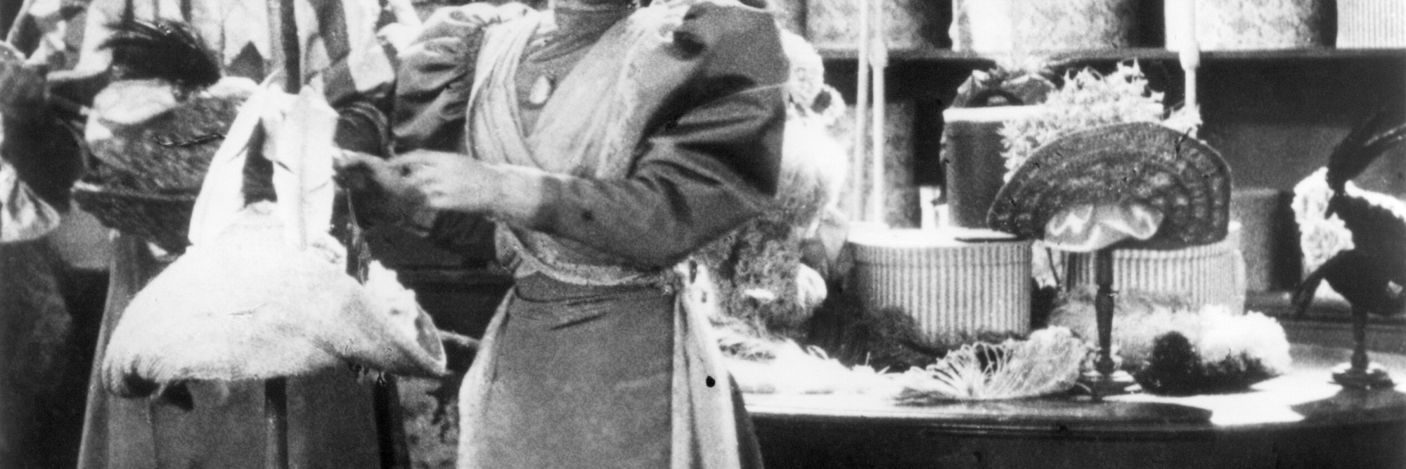 Un Chapeau de paille d’Italie (The Italian Straw Hat). 1927. France. Written and directed by René Clair. Courtesy Moviegraphs Inc./Photofest
