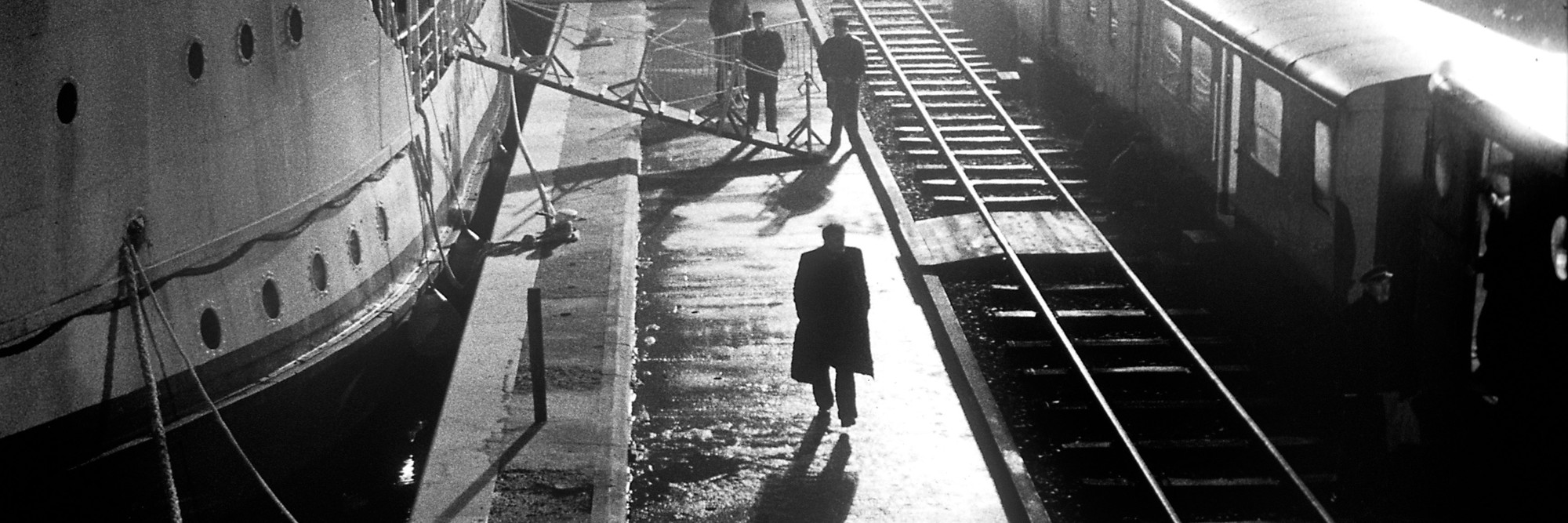 The Man from London. 2007. Hungary/Germany/France. Directed by Béla Tarr