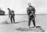 Tsuchi (Earth). 1939. Japan. Directed by Tomu Uchida. Courtesy National Film Center, Tokyo