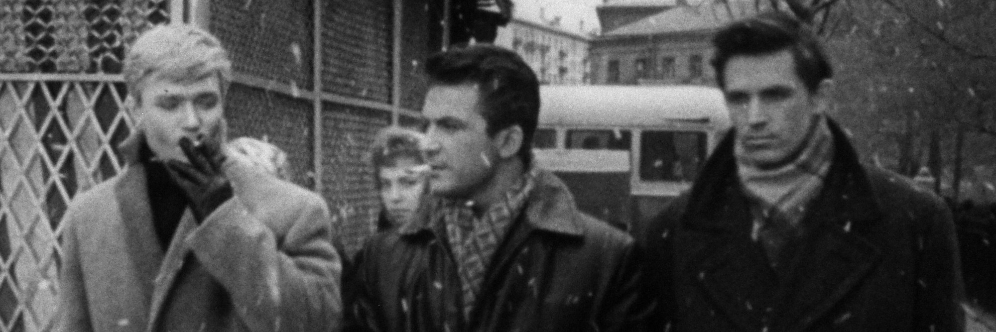 Mne dvadsat let (I Am Twenty). 1965. USSR. Directed by Marlen Khutsiev