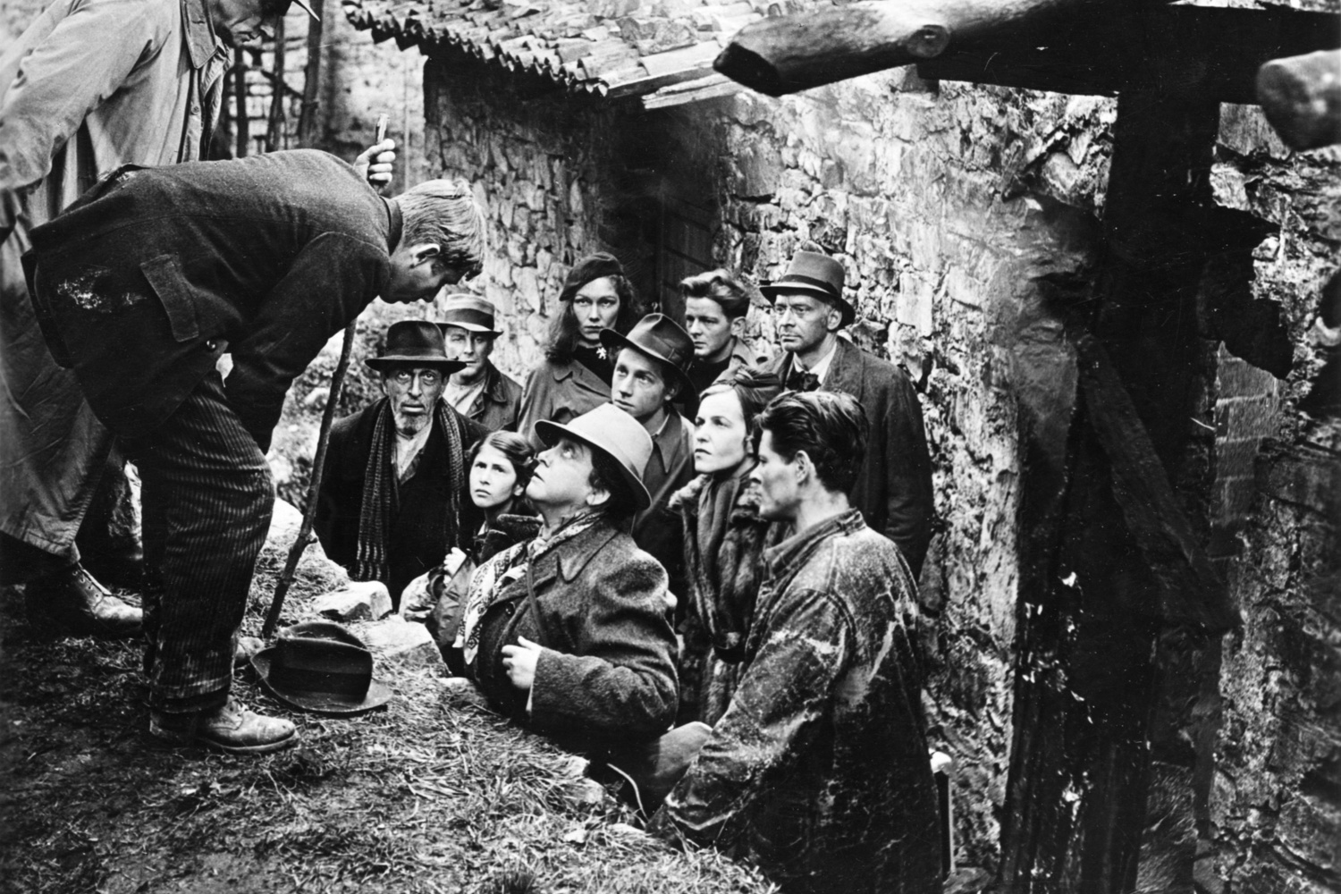 Die Letzte Chance (The Last Chance). 1945. Switzerland. Directed by Leopold Lindtberg. Courtesy Collection Cinémathèque suisse