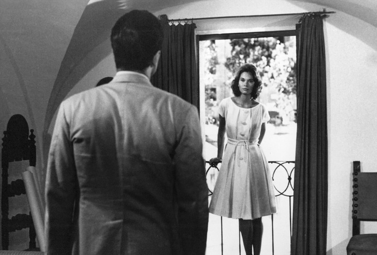 L’avventura. 1960. Italy. Directed by Michelangelo Antonioni. Courtesy of Janus Films/Photofest