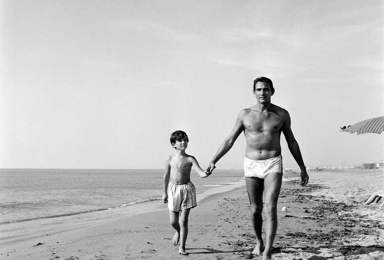 Il giovedi (The Thursday). 1964. Italy. Directed by Dino Risi. Photo by Francesco Alessi. Courtesy Cinecittà Luce / Cineteca Nazionale