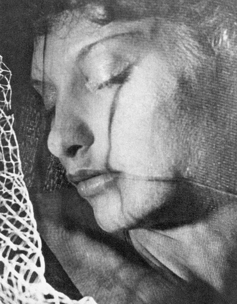 Meshes of the Afternoon. 1943. USA. Directed by Maya Deren, Alexander Hammid