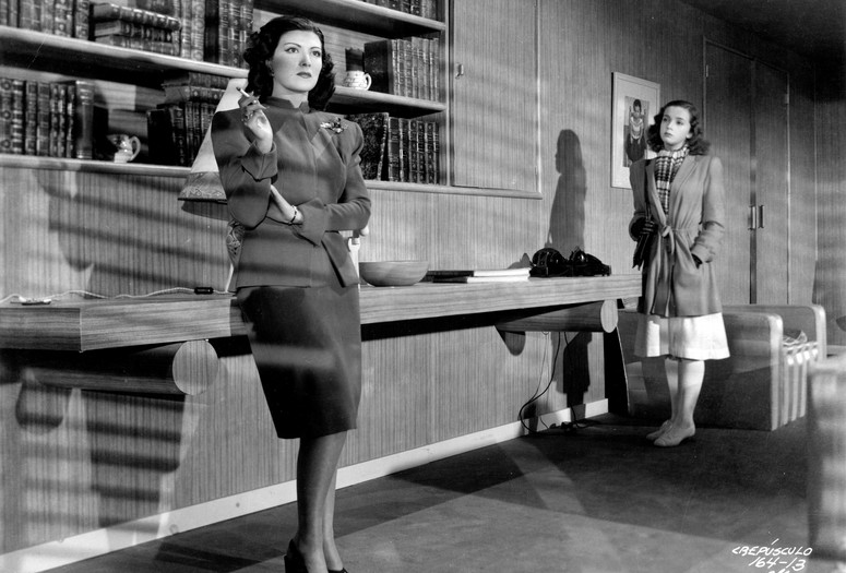 Twilight. 1945. Mexico. Directed by Julio Bracho. Courtesy Filmoteca UNAM