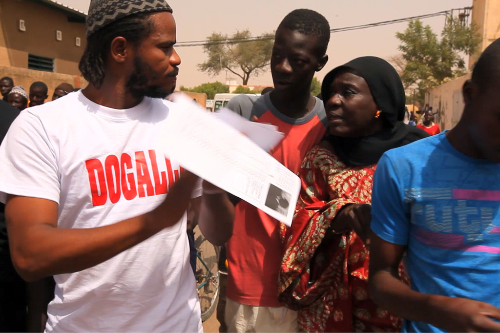 The Revolution Won’t Be Televised. 2016. Senegal. Directed by Rama Thiaw. Courtesy of Boul Falle