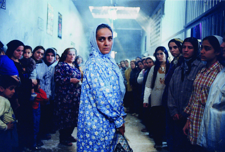 Zendan-e zanan (Women’s Prison). 2002. Iran. Directed by Manijeh Hekmat. Courtesy of Photofest