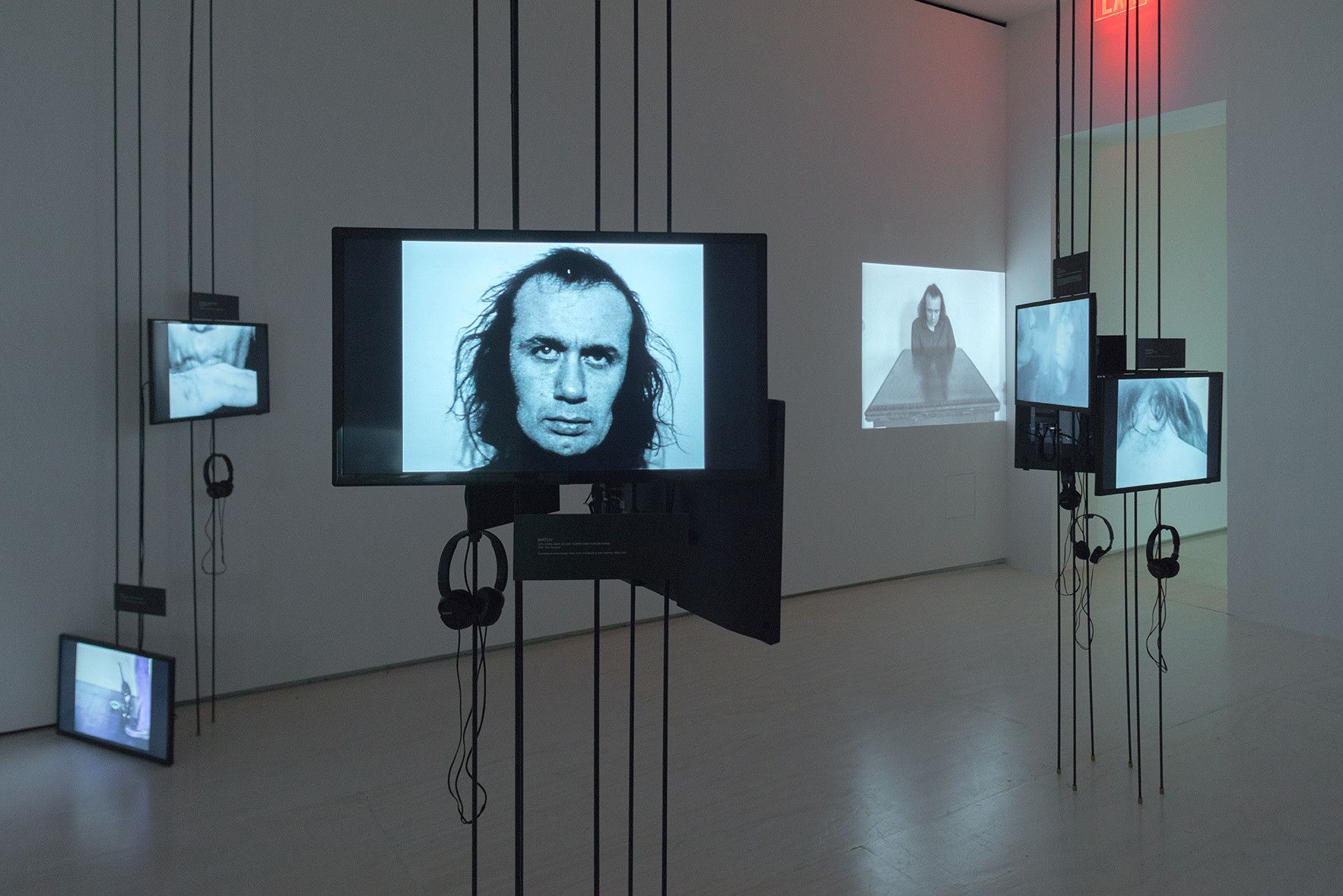 Image of Acconci's exhibition Where We Are Now MoMA PS1 -- https://www.moma.org/d/assets/W1siZiIsIjIwMTcvMDIvMTQvNHFwNmxyMmR4M19EU0MwNjQ1OV9QRS5qcGciXSxbInAiLCJjb252ZXJ0IiwiLXJlc2l6ZSAyMDAweDIwMDBcdTAwM2UiXV0/DSC06459_PE.jpg?sha=1bb5aa9389a9754b