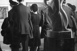 Unidentified visitors at the exhibition Americans 1942: 18 Artists from 9 States. Photographic Archive. The Museum of Modern Art Archives, New York. Photo: Albert Fenn