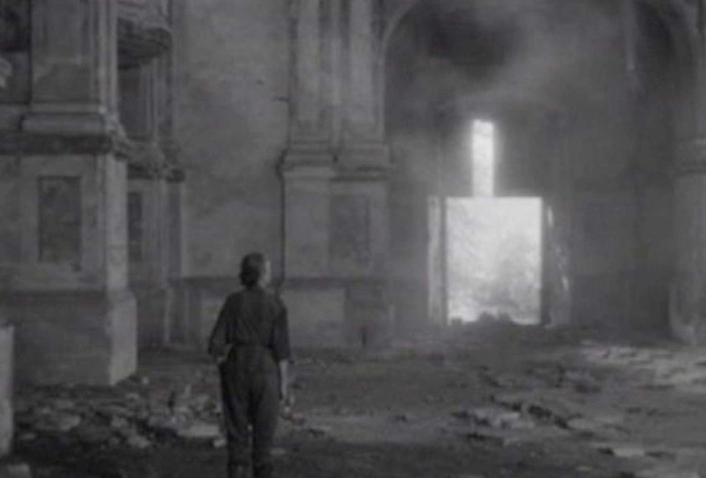 Konec srpna v Hotelu Ozon (Late August at the Hotel Ozone). 1967. Czechoslovakia. Directed by Jan Schmidt