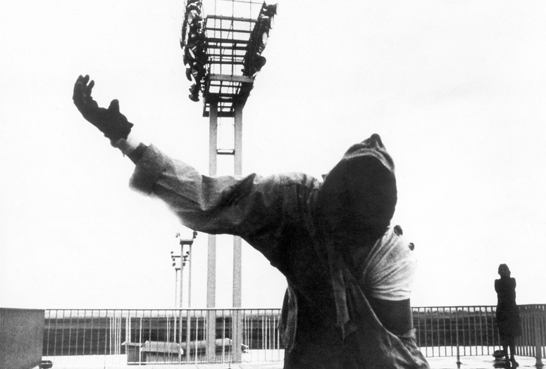La Jetée. 1962. France. Written and directed by Chris Marker. Courtesy of Photofest