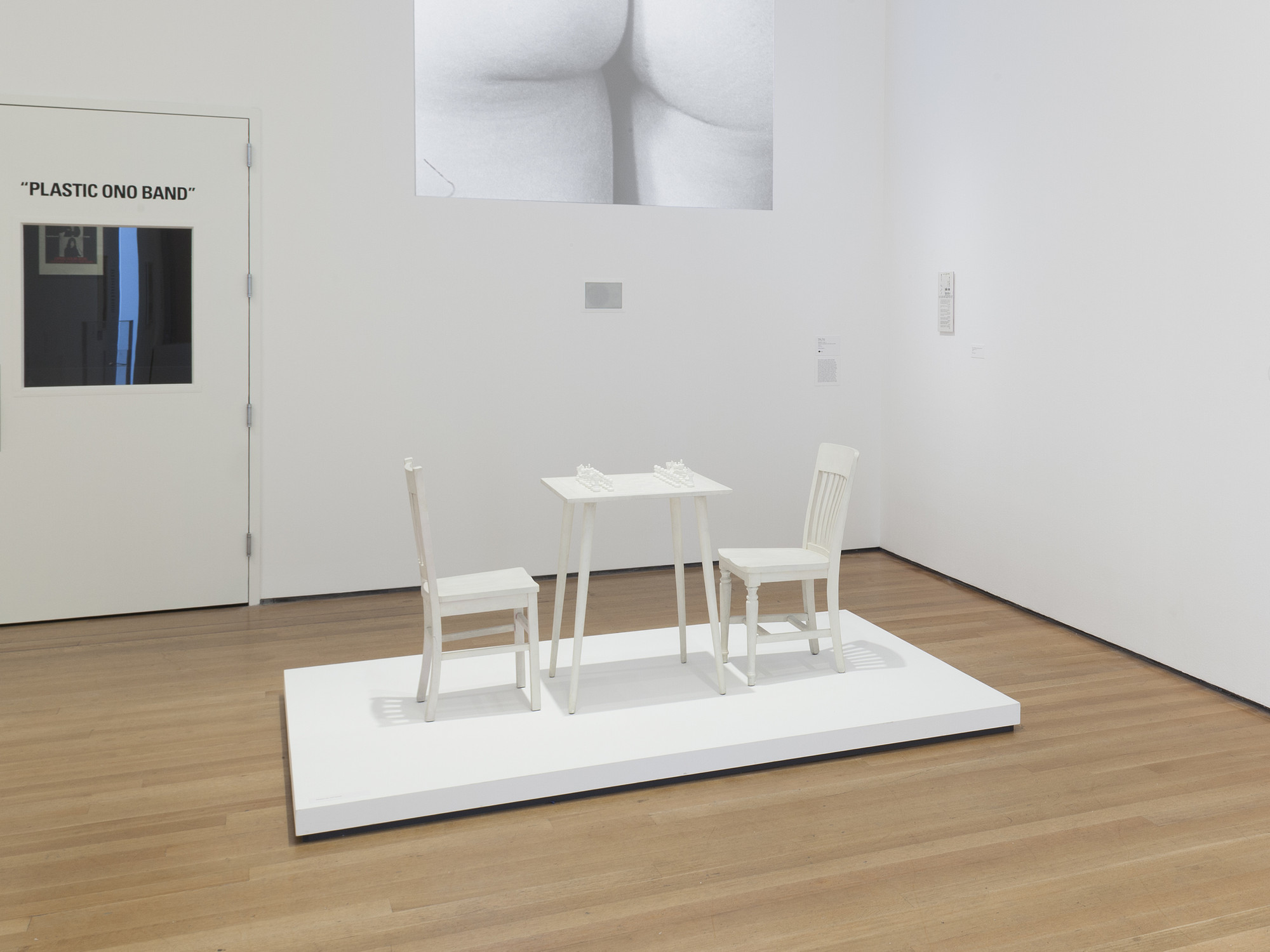 *White Chess Set*
