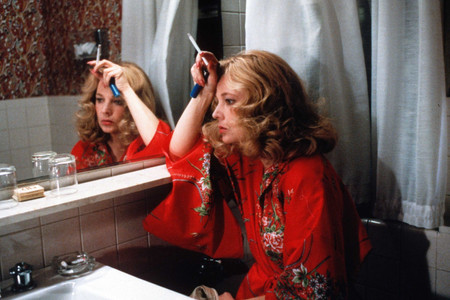 Gloria. 1980. USA. Written and directed by John Cassavetes. Courtesy of Columbia Pictures/Photofest. © Columbia Pictures