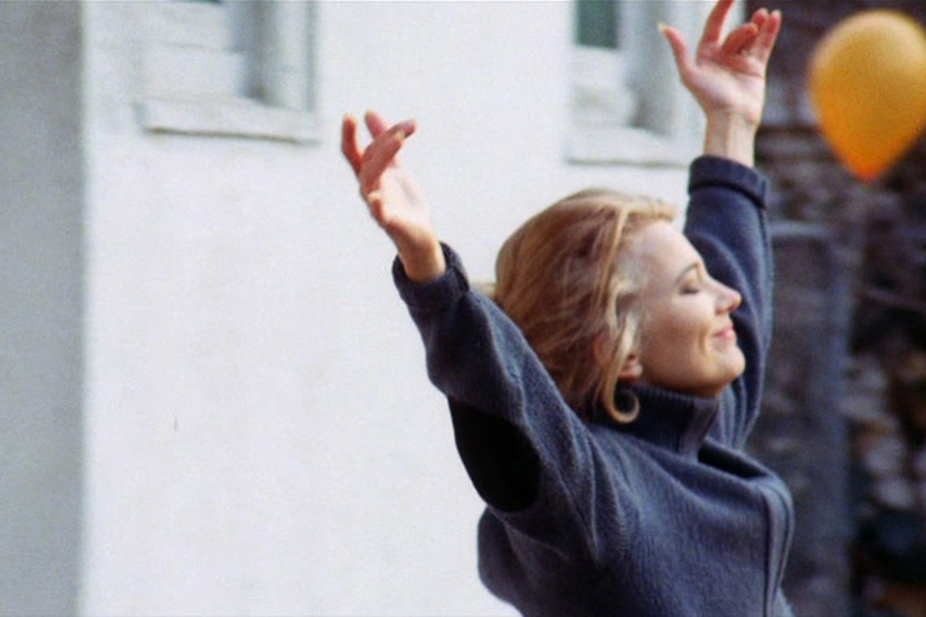 A Woman Under the Influence. 1974. USA. Written and directed by John Cassavetes