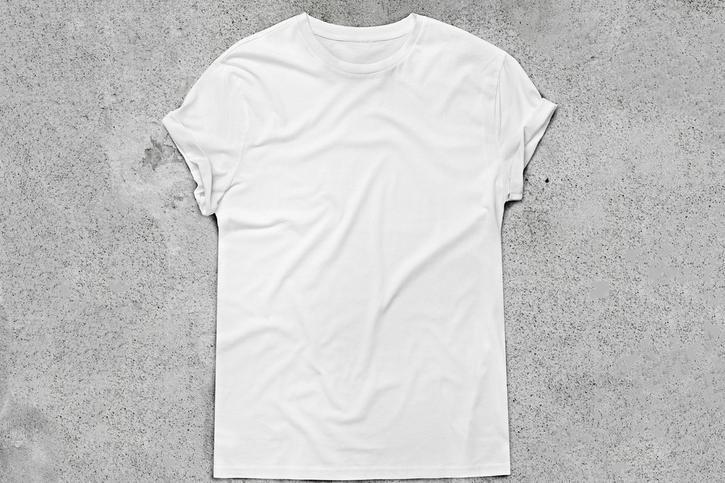 White T-shirt. Image courtesy Shutterstock/SFIO CRACHO