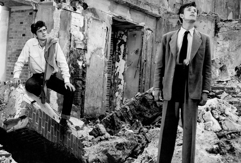 I vinti (The Vanquished). 1953. Italy/France. Directed by Michelangelo Antonioni. Courtesy of Photofest