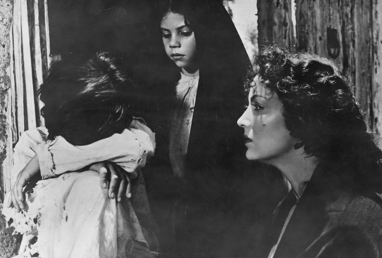 Río Escondido. 1947. Mexico. Directed by Emilio Fernández. Courtesy of Photofest