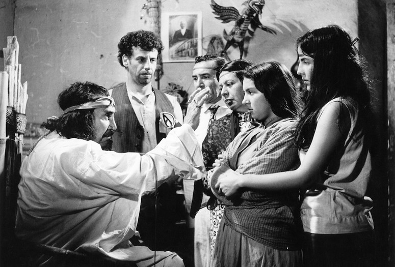 El rincón de las vírgenes (Nest of Virgins). 1972. Mexico. Written and directed by Alberto Isaac. Courtesy of Filmoteca de la UNAM