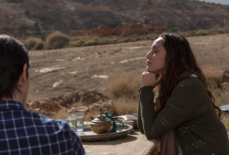 Until the Birds Return (En attendant les hirondelles). 2017. Algeria/France/Germany. Directed by Karim Moussaoui. Courtesy of MK2 Films