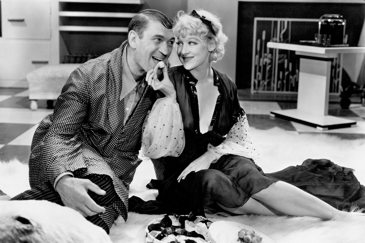 Rackety Rax. 1932. USA. Directed by Alfred Werker