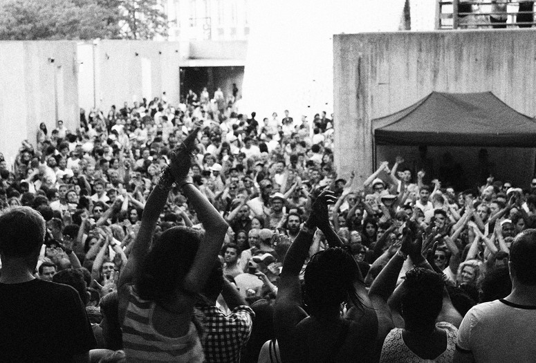 Warm Up 2012. Photo: Loren Wohl